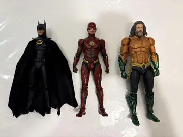 배트맨 플래시 아쿠아맨 피규아트 MAFEX 세트