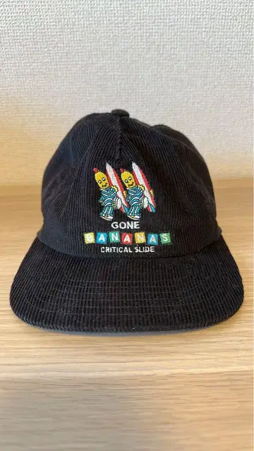 CRITICAL SLIDE 바나나 캡 블랙