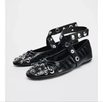 ZARA 스터드 발레 슈즈 블랙 36