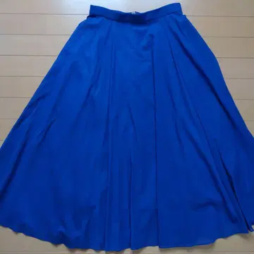 UNITED ARROWS UWCS 시어 플레어 스커트 로얄 블루