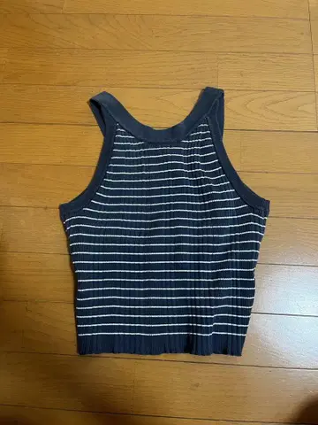 Random rib 패드 in 탱크탑 / S searoomlynn