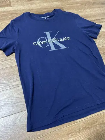CALVIN KLEIN JEANS 캘빈클라인 네이비 T셔츠 M