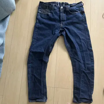 G 스타 로우 데님 다크 블루 데님 가죽 부착