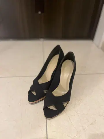 미사용 블랙 오픈토 힐 신발