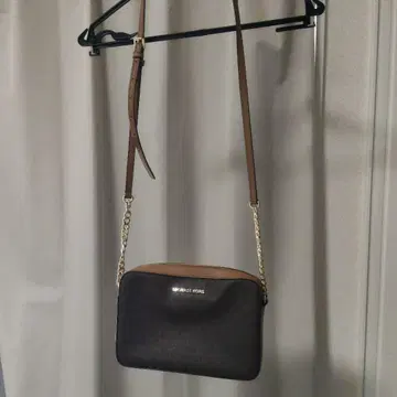 MICHAEL KORS MK 로고 숄더백