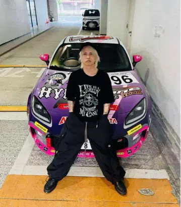 HYDE 착용 A.F ARTEFACT 와이드 카고 팬츠
