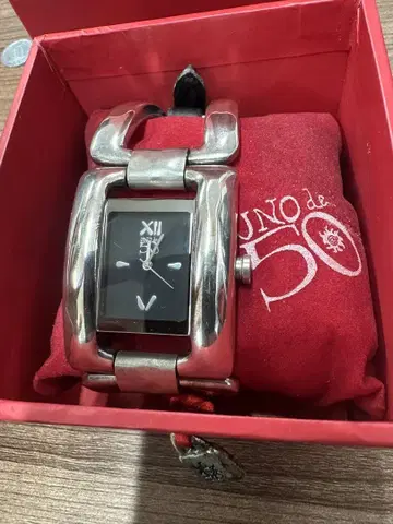 [레어] UNO de 50 우노 데 싱크엔타 실버 손목시계 작동품