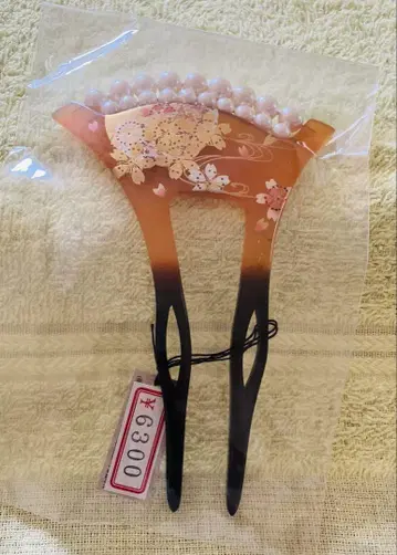 벚꽃과 펄 헤어콤
