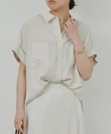 [ 2024SS ] 개럴개런트 하프 슬리브 블라우스 라이트 베이지