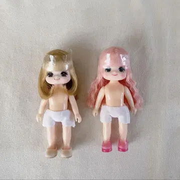 미키 마키, 마키 인형 2개