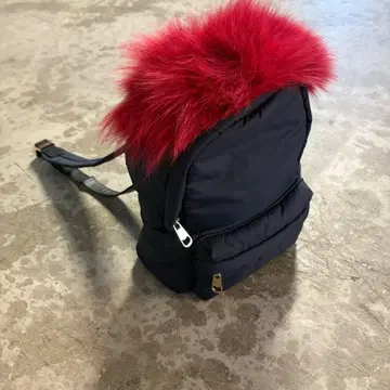 tsumori chisato red fur bag