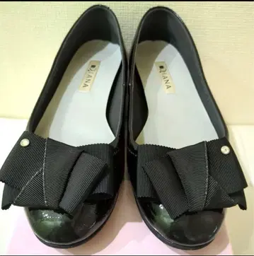 DIANA 23.5cm 플랫 펌프스 에나멜