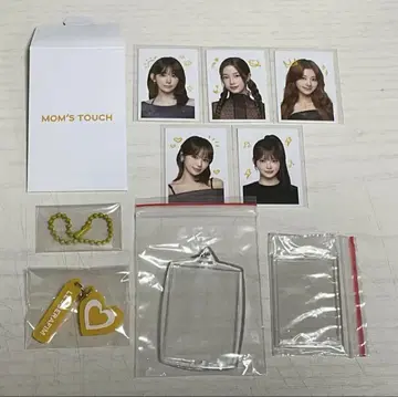 [ 새상품 전원 세트 ] LE SSERAFIM x 맘스터치 증명사진 키링