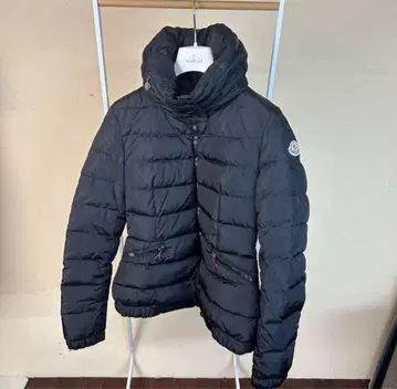 MONCLER 블랙 다운 자켓