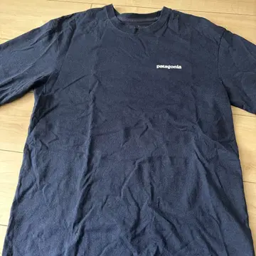 patagonia 네이비 T셔츠 XS