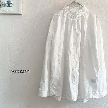 tokyo basic 스탠딩 칼라 프릴 블라우스 4525