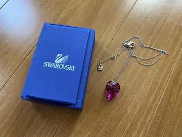 SWAROVSKI 스와로브스키 크리스탈 하트 펜던트 목걸이