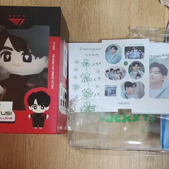 T1 GUMAYUSI グマユシ ぬいぐるみ トレカ付き 2024 T1 PLAYERS PLUSHIE OFFICIAL PHOTOCARD DOLL SKT IDOL