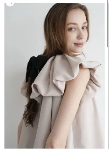 acka drape volume tops