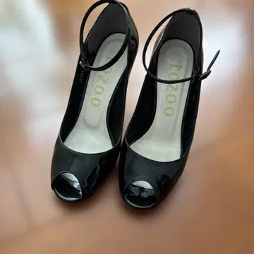 tozoo 블랙 오픈토 하이힐 22.5cm 중고