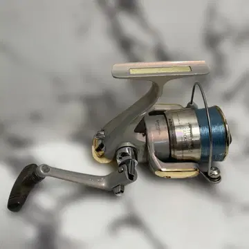 Daiwa 스피닝 릴 엠블럼 Z 3000iA