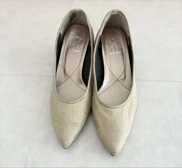 우사기야 하이힐 22.5cm