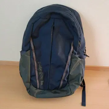 patagonia 네이비 백팩