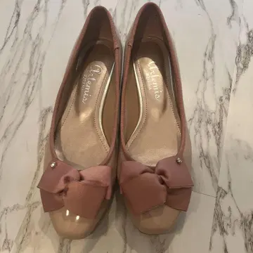 아르테미스 다이애나 펌프스 24cm