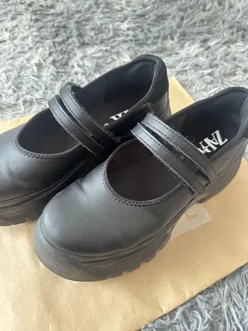 ZARA/신발