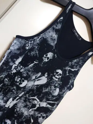 CIVARIZE 스컬 프린트 탱크탑