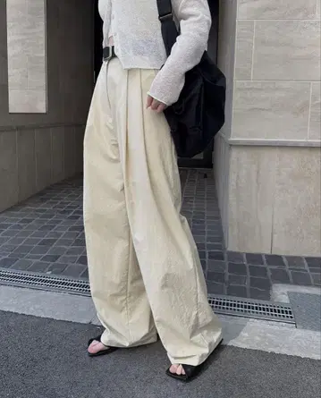 nananamoe 턱 와이드 나일론 팬츠