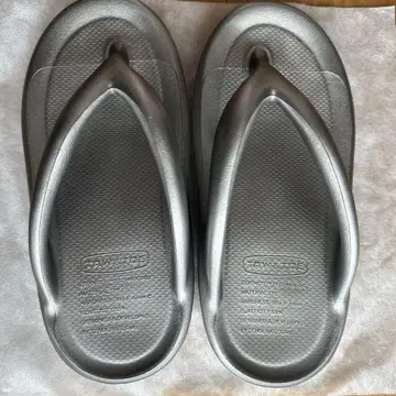 taw&toe / Zerovity OG / 실버 샌들