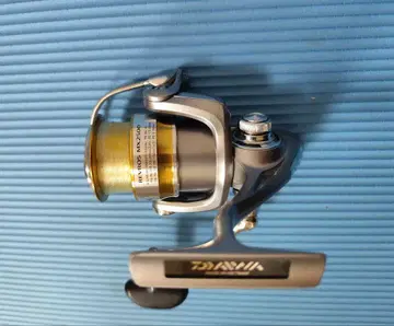 Daiwa REVROS MX 2500 낚시 릴