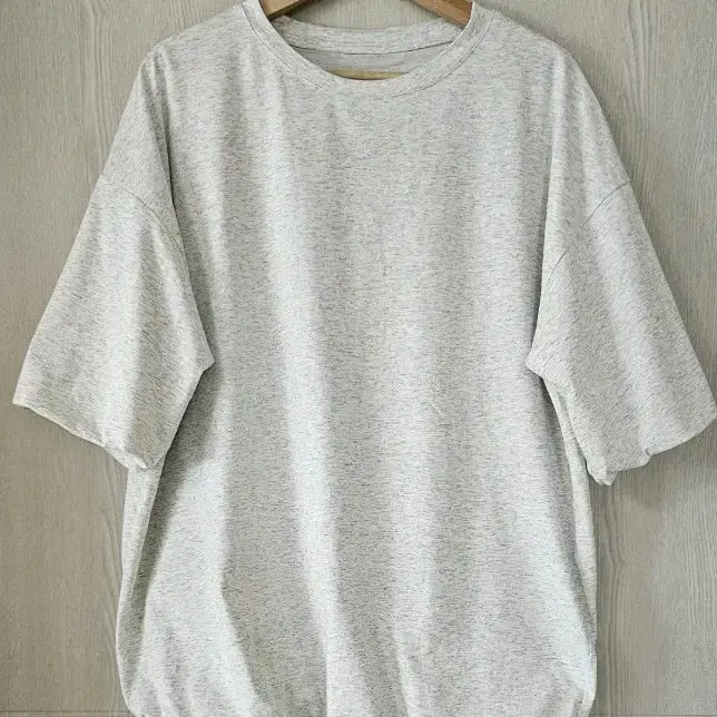 ★GLOWNY ★PROVINCE EYELET BUTTON TEE 비주얼에이드 - [GLOWNY] PROVINCE EYELET BUTTON TEE - MELANGE