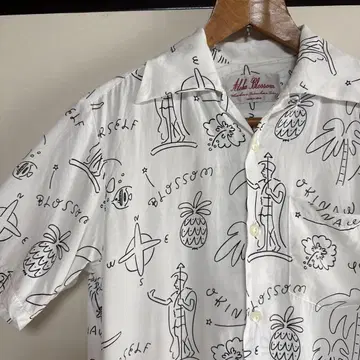 Aloha Blossom Yu Nagaba 알로하 셔츠