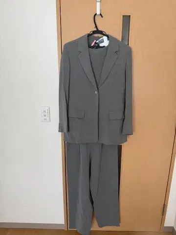 Max Mara 그레이 수트 셋업 M 9호
