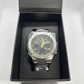 새상품 미사용 G-SHOCK GST-W110 전파 솔라 남성용 손목시계