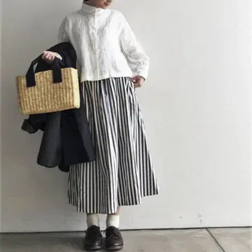 블루레이크마켓 오랜만에 선보이는 스트라이프 스커트