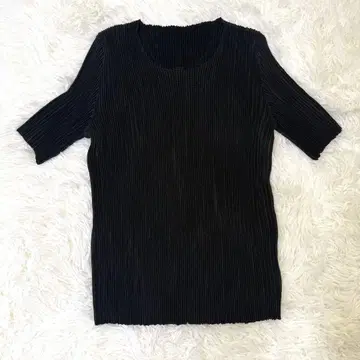스페치오 셔틀 플리츠 크루넥 반팔 티셔츠 무지 40 L 블랙