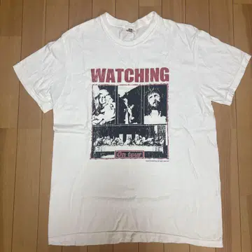 GOD'S WATCHING 프린트 티셔츠 화이트