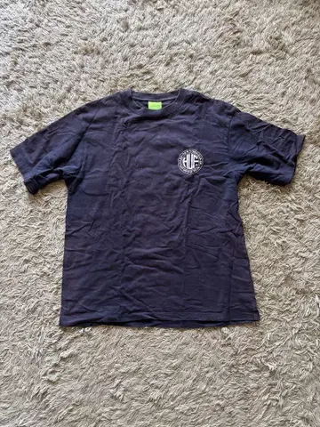 HUF 티셔츠 로고