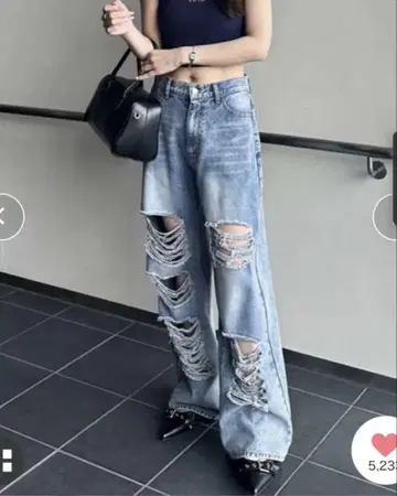 nelliy. 넬리 오리지널 패치 데미지 와이드 데님 M 사이즈