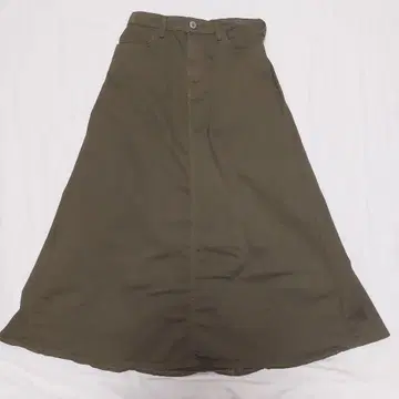올리브색 롱 스커트