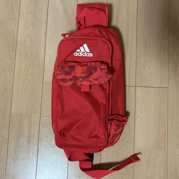 모모쿠로 포슐레 아디다스 바디백 빨간색