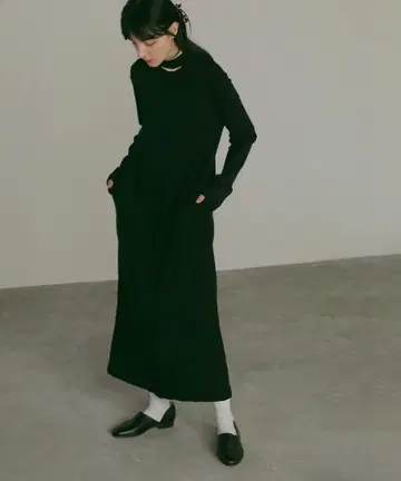 25SS MANOF 마노프 SLASH NECK DRESS