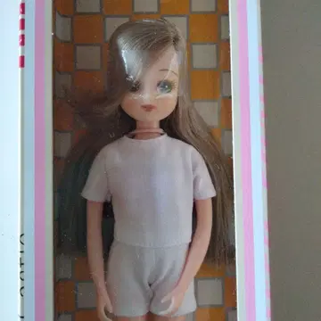 고베 산노미야 오리지널 모델 리카짱
