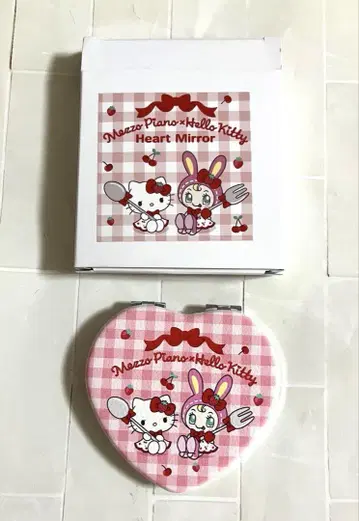 메조피아노 SWEET BOX 베리에 키티 거울
