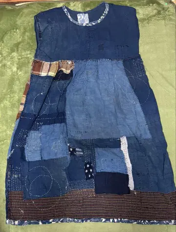 빈티지 원단 리메이크 자수 다크 블루 패치워크 슬리브리스 원피스