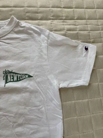 Champion NEW YORK 티셔츠 화이트