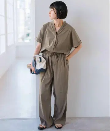 Spick and Span 피브릴 올인원 카키